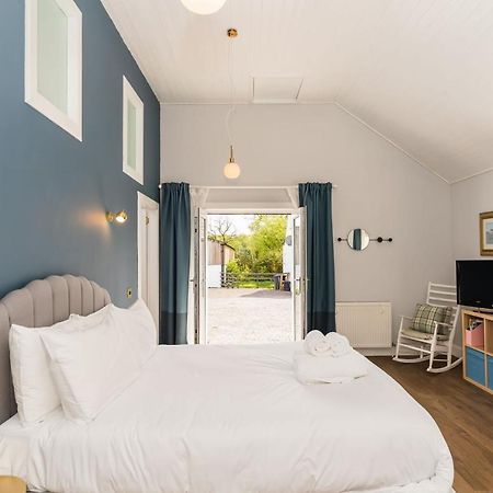 Ferienwohnung Stylish Self Contained Studio Near Glasgow Airport Lochwinnoch Exterior foto
