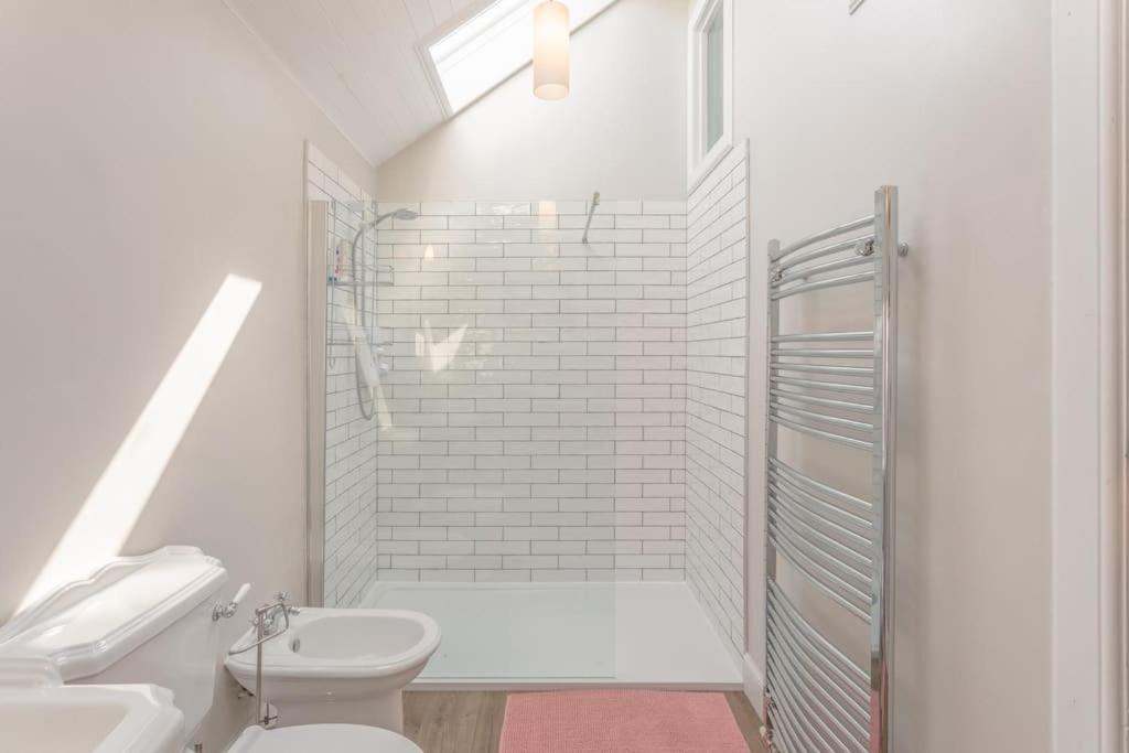 Ferienwohnung Stylish Self Contained Studio Near Glasgow Airport Lochwinnoch Exterior foto